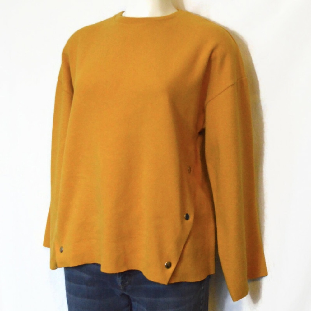 Zara Trafaluc Gold Sweater Size Medium - Picture 9 of 9